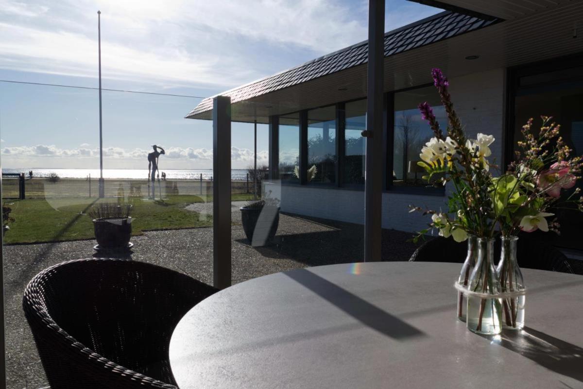 Inselblume 82 - Bungalow Am Suedstrand Mit Meerblick Burgtiefe auf Fehmarn Экстерьер фото